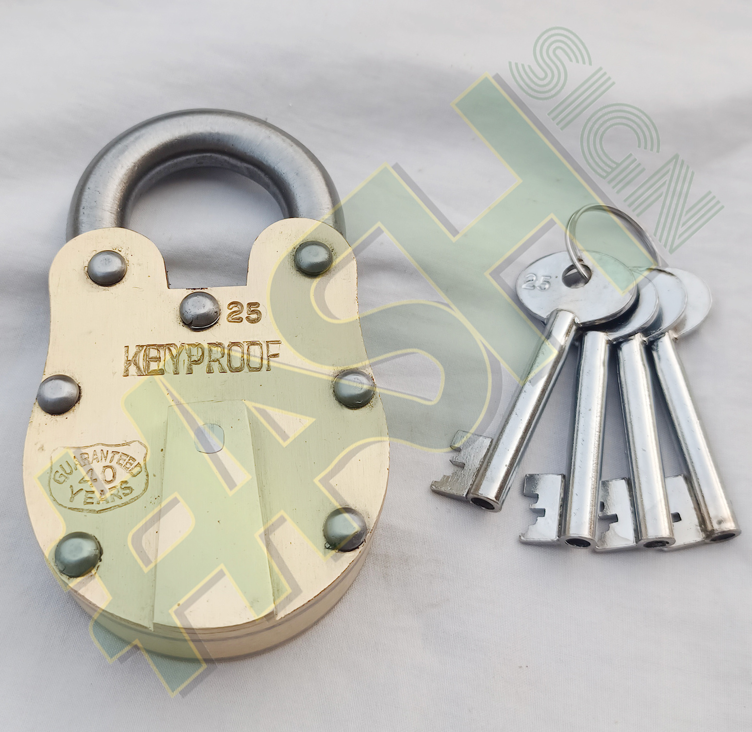 Antique Style Solid Design Vintage Padlocks with 40 Years Warranty / Brass Material/ Alcatraz Prison Padlocks with 4 Master Keys