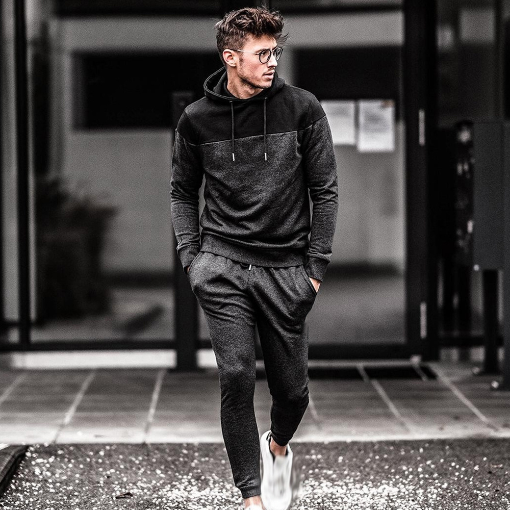 Top quality custom design men track suit blank black jogger winter velour tracksuit