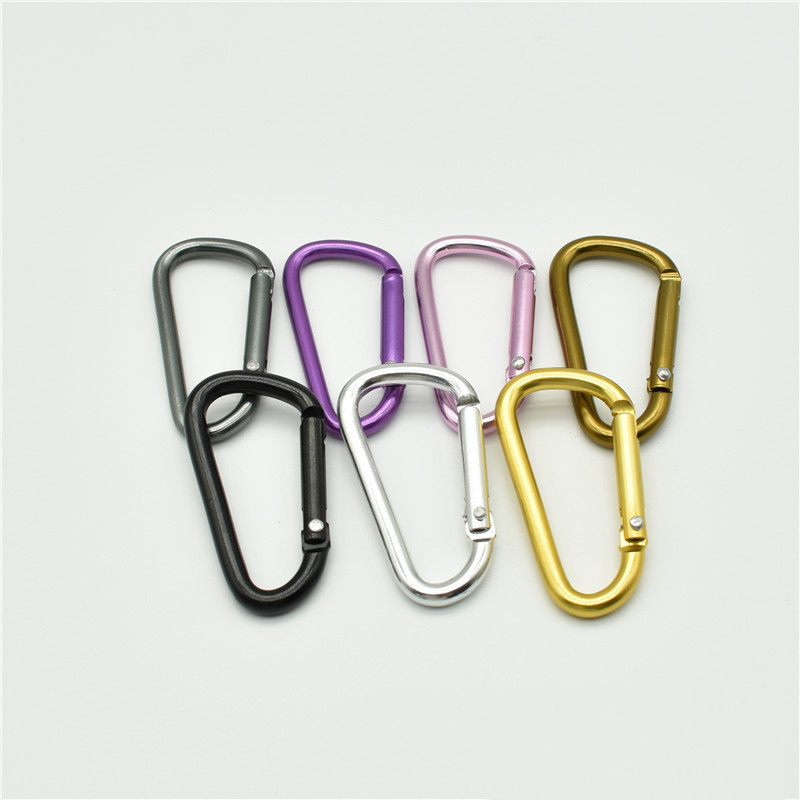 Hot sale carabiner locking key chain clip d-ring hook tool , mono color d - shaped gold carabiner keychain