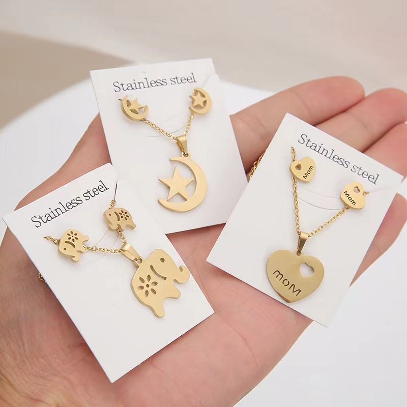 2023 Wholesale Cheap Women Girls Stainless Steel Jewelry 18k gold necklace Pendant and Stud Earrings Jewelry set