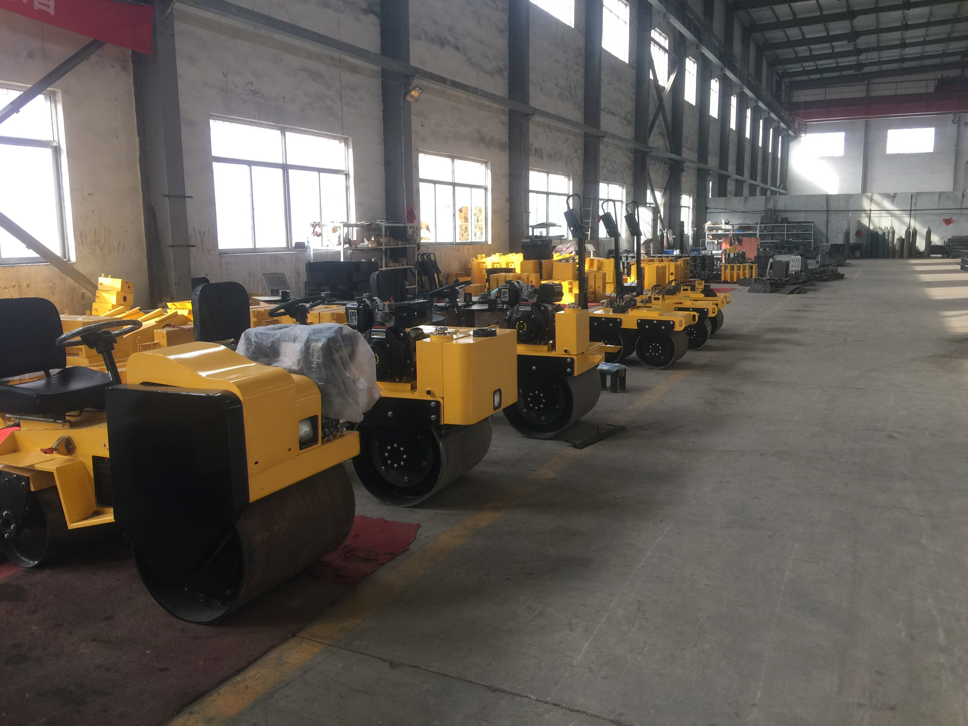 Pedestrian Cheap Diesel Double Drum Vibrating Baby Road Compactor Roller for Compacted soil, asphalt road