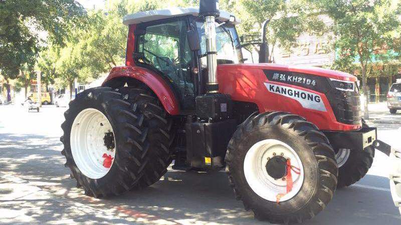 Mini tractor 30hp 40hp 2wd 4wd 4x4 tractor traktor tractors for agriculture agricultural machinery for sale