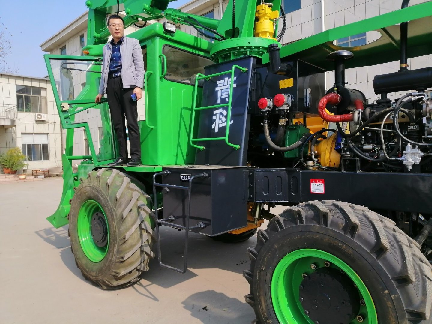 sugarcane grapple loader for sale in stock with 500KG  sugarcane grab loader made in China