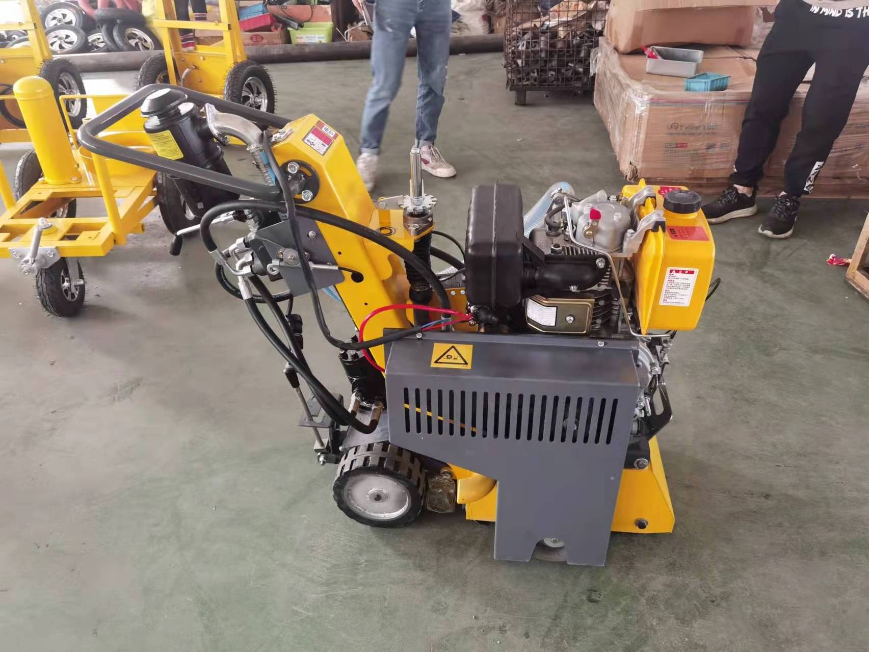 Cold paint road mark removal machine for road construction road line marking removal