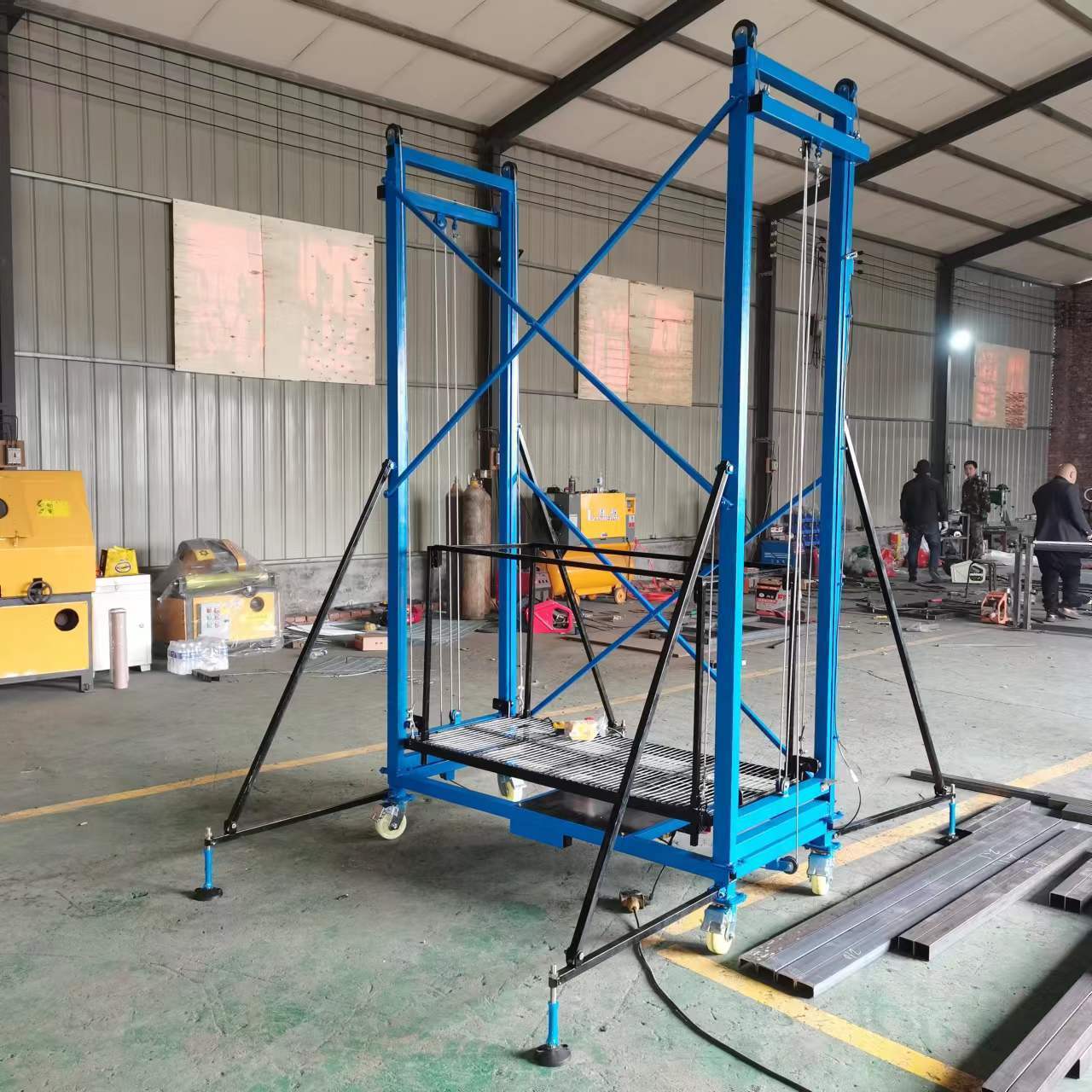 Building decoration climbing 2-6 meters lifting platform scaffolding 500 kg load electric lifting scaffolding