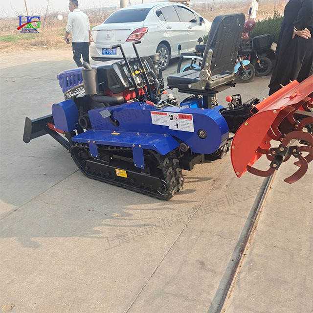 Diesel paddy/dryland crawler tractor Small farm bulldozer Multifunctional ground drilling machine tractor