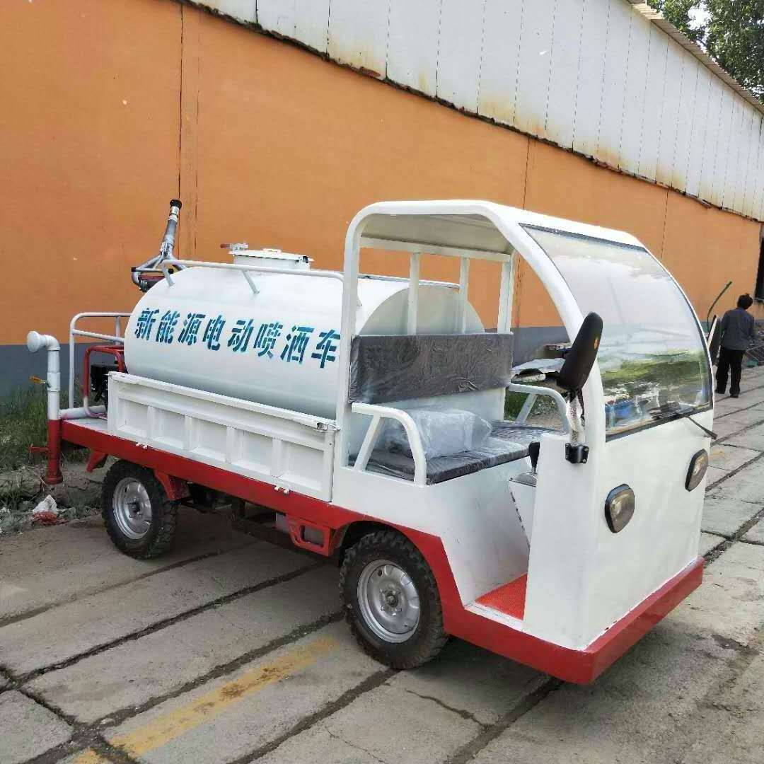 Factory direct sales high efficiency Electric four-wheel Water Tank Truck capacity water bowser road sprinkler cleaning