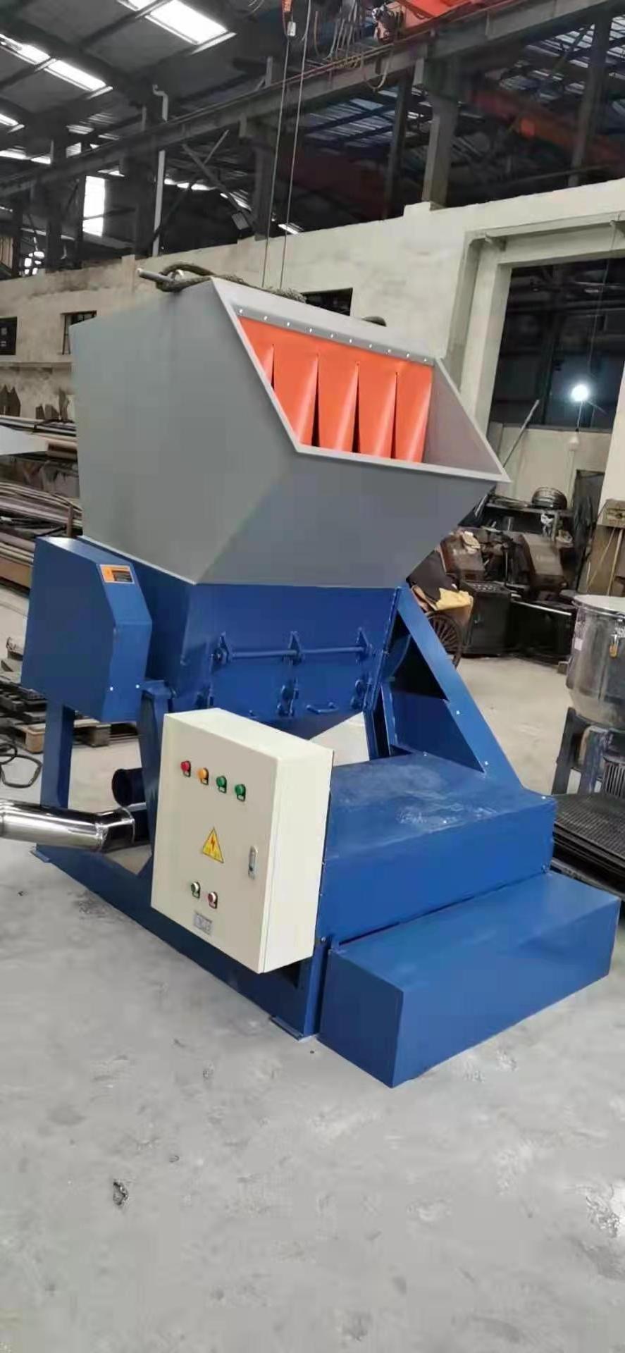 Waste Crushing Plastic Glass Bottle Crusher Small Recycling Machine Plastic Shredder/ Grinder/ Crusher