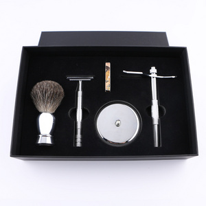 Men's Shaving Kit Metal Safety Razor Set Including Shaving Razor, Holder,  Brush and Blades