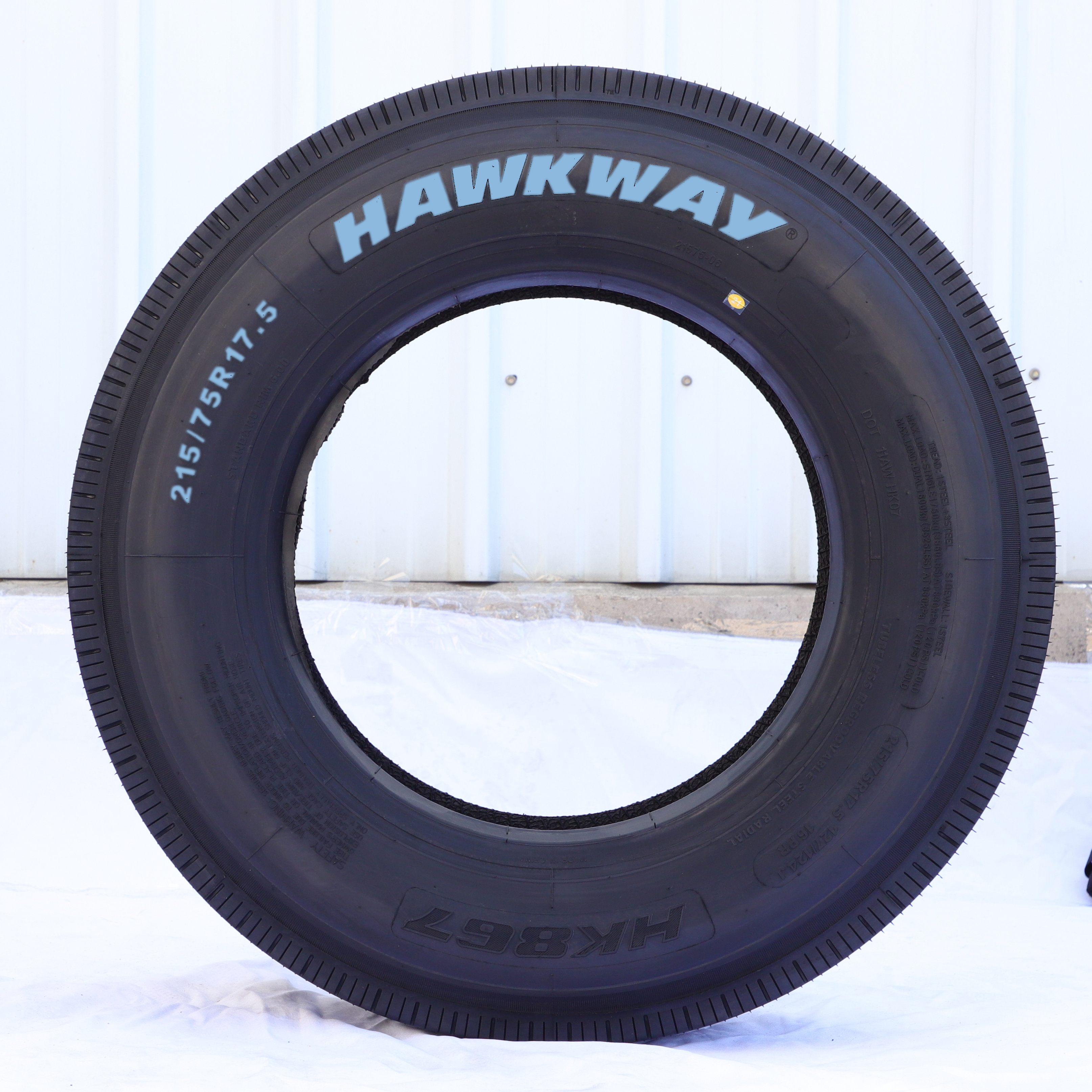 215 75 r17.5 tire 235 75 r17.5 215/75R17.5 SUPERHAWK HAWKWAY commercial vehicle truck tyres R17.5