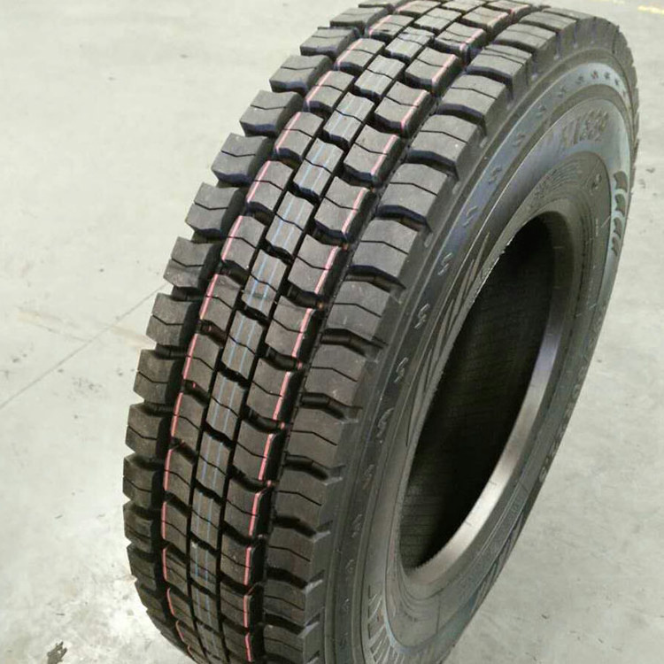 Top Quality Truck Tire SUPERHAWK HK839 295/80R22.5 18PR Inner Tube Radial Prices tractor trucks Tyre For Sale