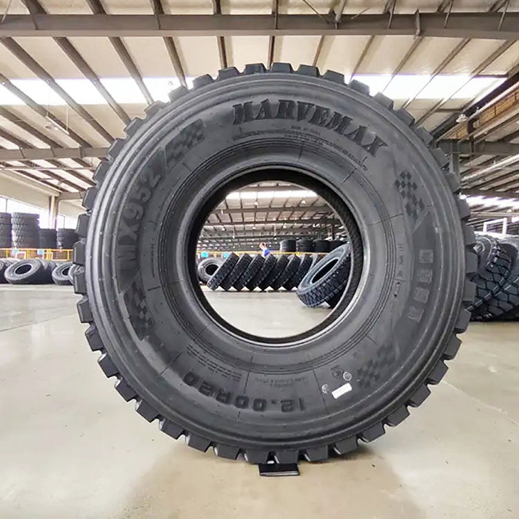 Chinese MARVEMAX  Radial Truck Tyre 11.00R20 12.00R20 TT MX952 TT/TL Commercial Truck Tire