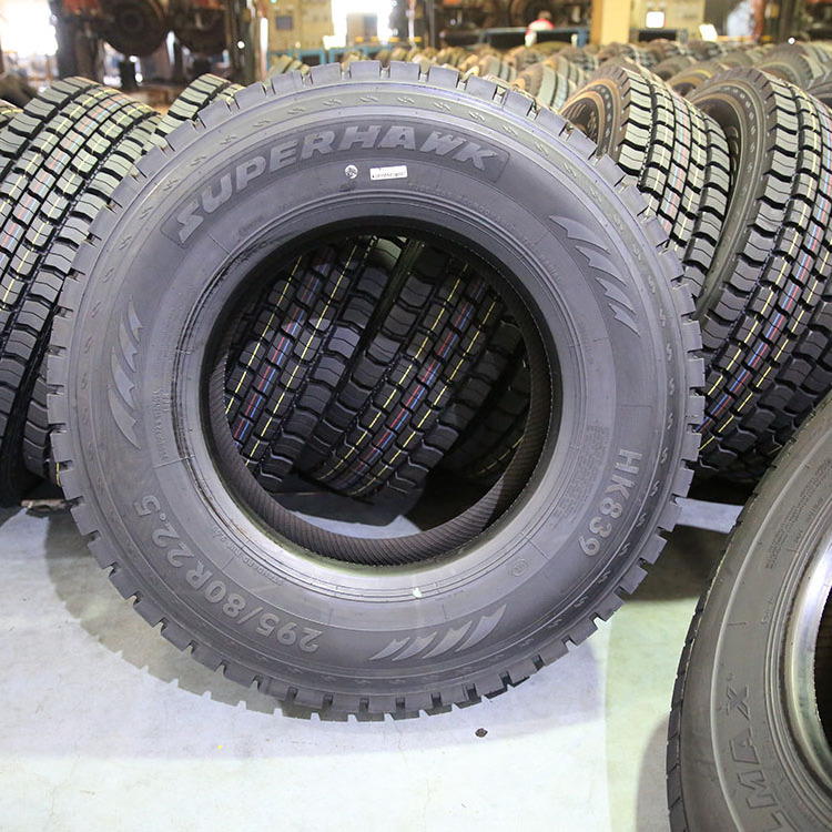 Heavy duty SUPERHAWK Tubeless truck tires 11r22.5 11r24.5 12r22.5 295/80r22.5 315/80r22.5 radial all-steel truck tyres