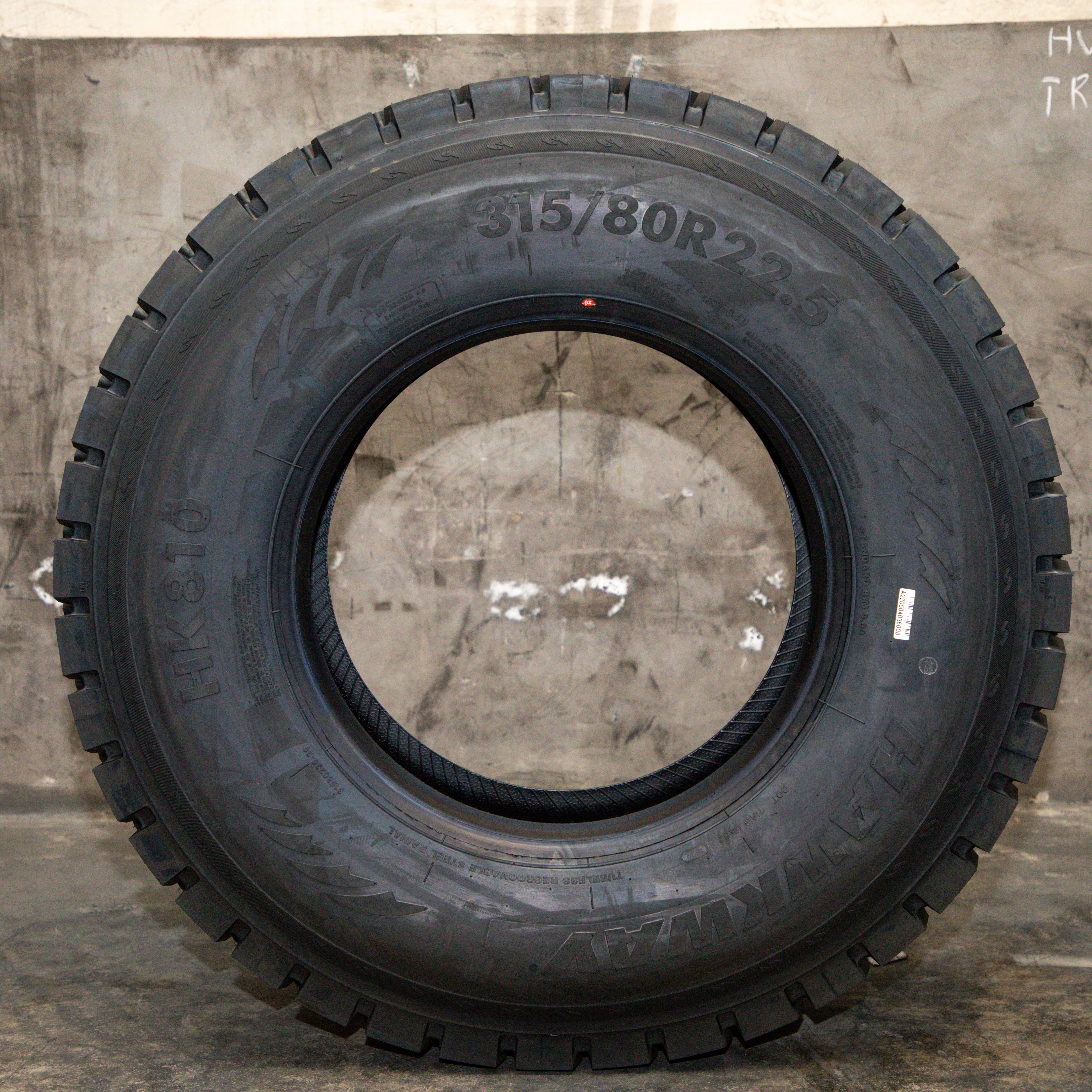 Factory Tire China all-steel Radial Truck Tyre HAWKWAY 315/80R22.5 Heavy Duty Truck tire wholesale