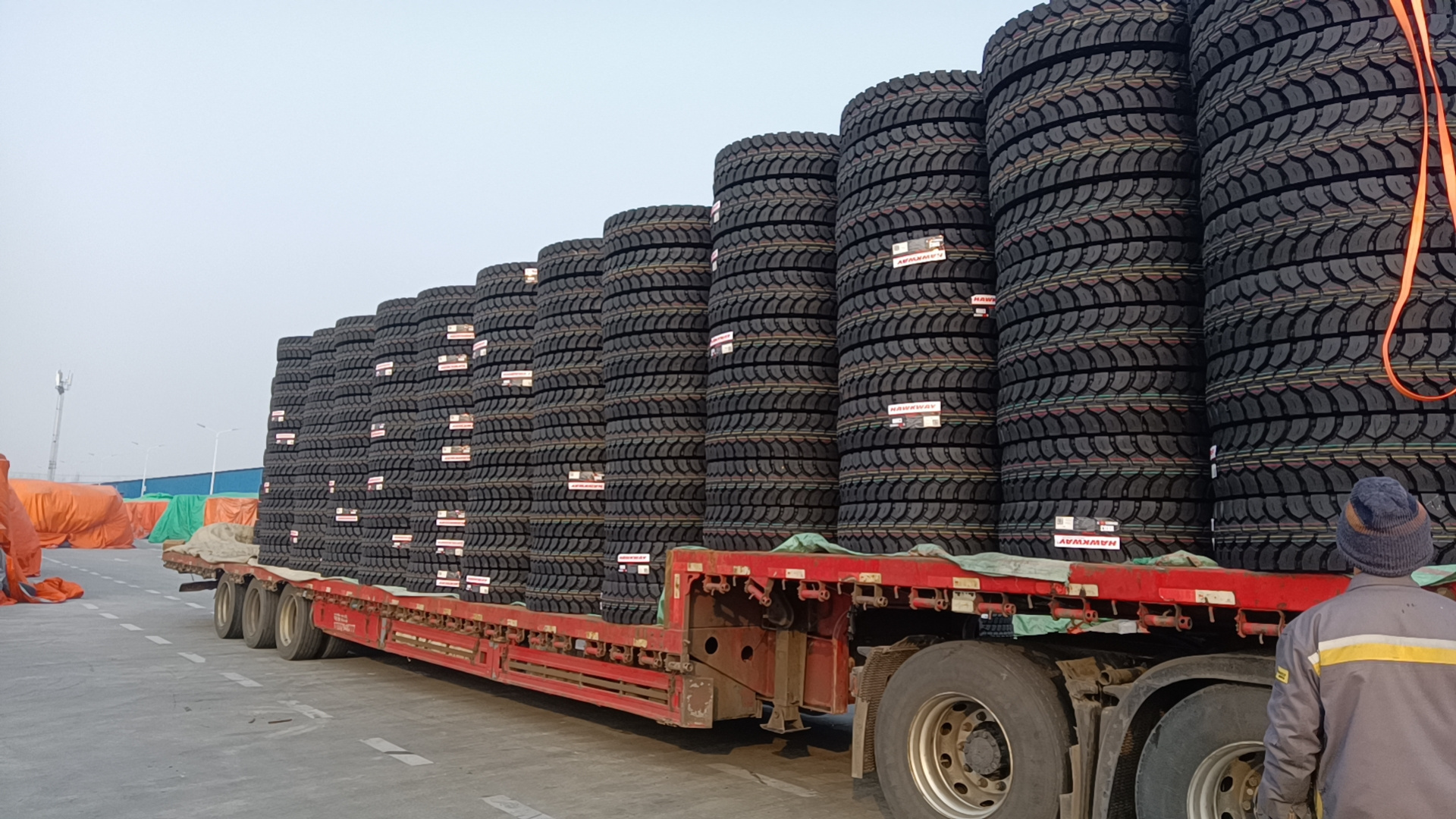 TOP QUALITY TYRES Hawkway  295 315/80R22.5 truck tyres 12.00r20 Radial truck tire TBR Truck Good performance