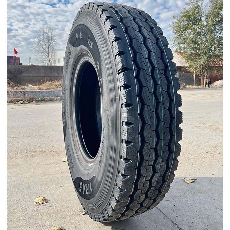 SUPERHAWK All steel radial truck tires wholesale truck tire manufacturer 8.25R16LT 7.50R16LT light truck tires