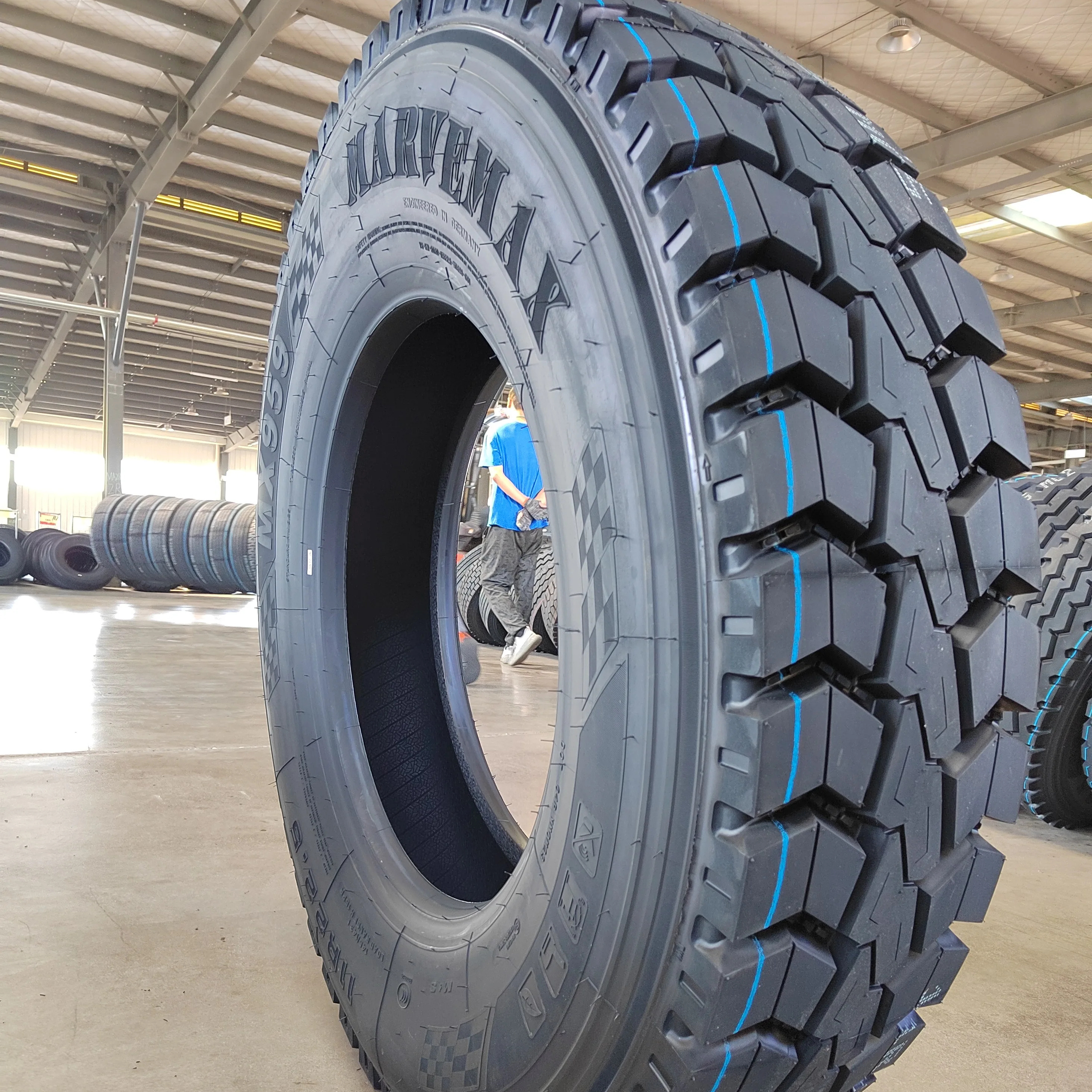 Brand new DOT certified commercial truck tire 11r22.5 16 ply duty Tubeless truck tyres