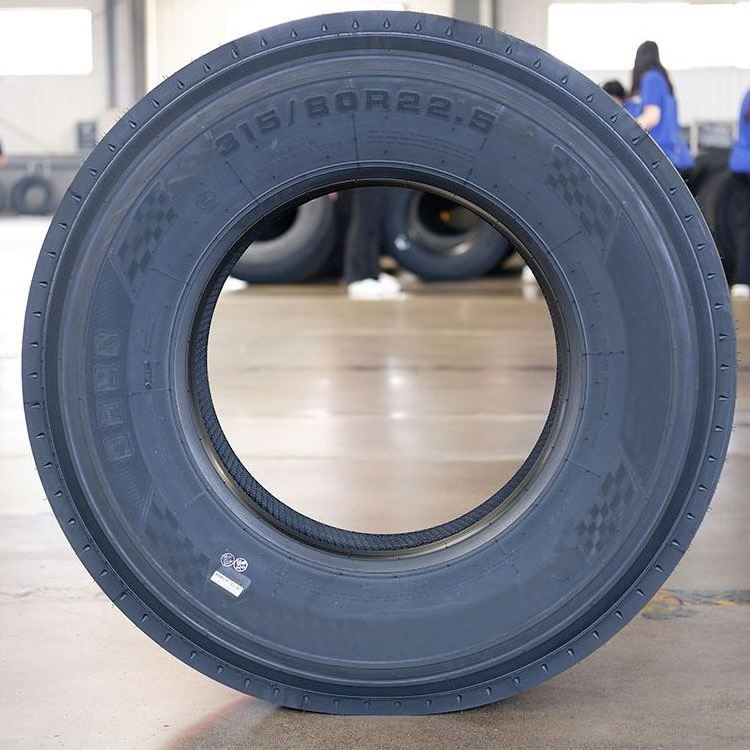 New Radial Truck Size 11R22.5 11R24.5 315/80R22.5 295/80R22.5 MARVEMAX  Radial steer truck tires for sale