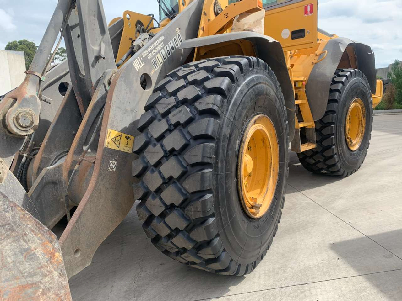 Wholesale high quality E3/L3 pattern bias OTR tire 15.5-25 17.5-25 20.5-25 23.5-25 for wheel loader