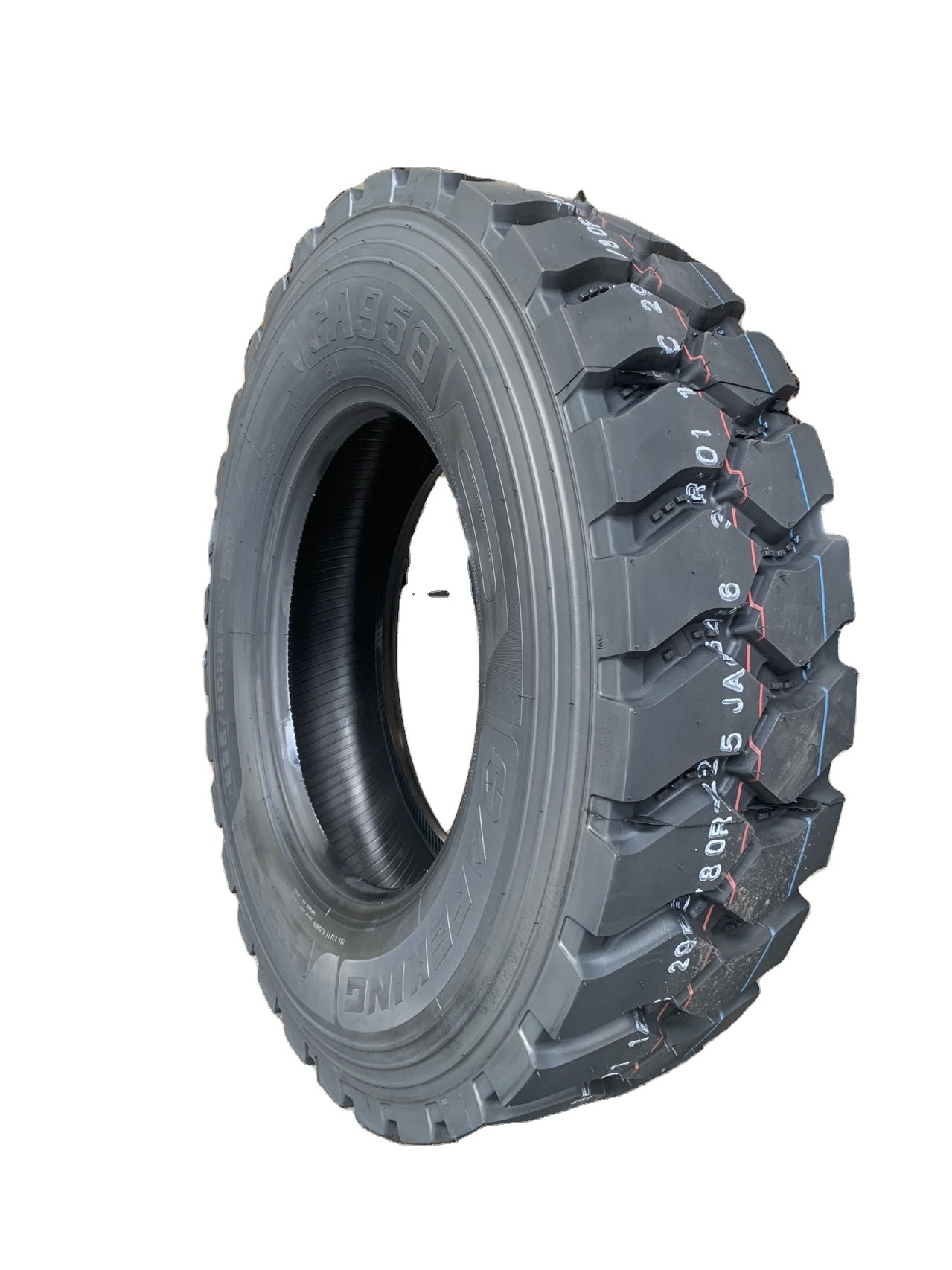 Hot Sale DRIVE Truck tire 315/80R22.5 295/80R22.5  260mm tread width Chinese brand MARVEMAX Tubeless Truck tyres