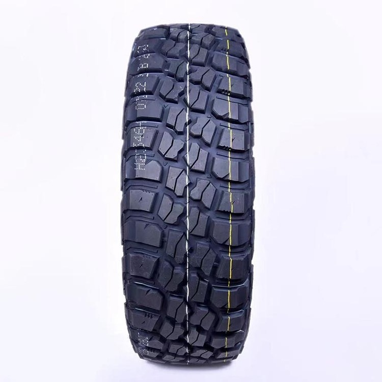 Wholesale Chinese UHP pcr tyres LT215/75R15 35*12.50R18LT suv 4x4 all terrain tire