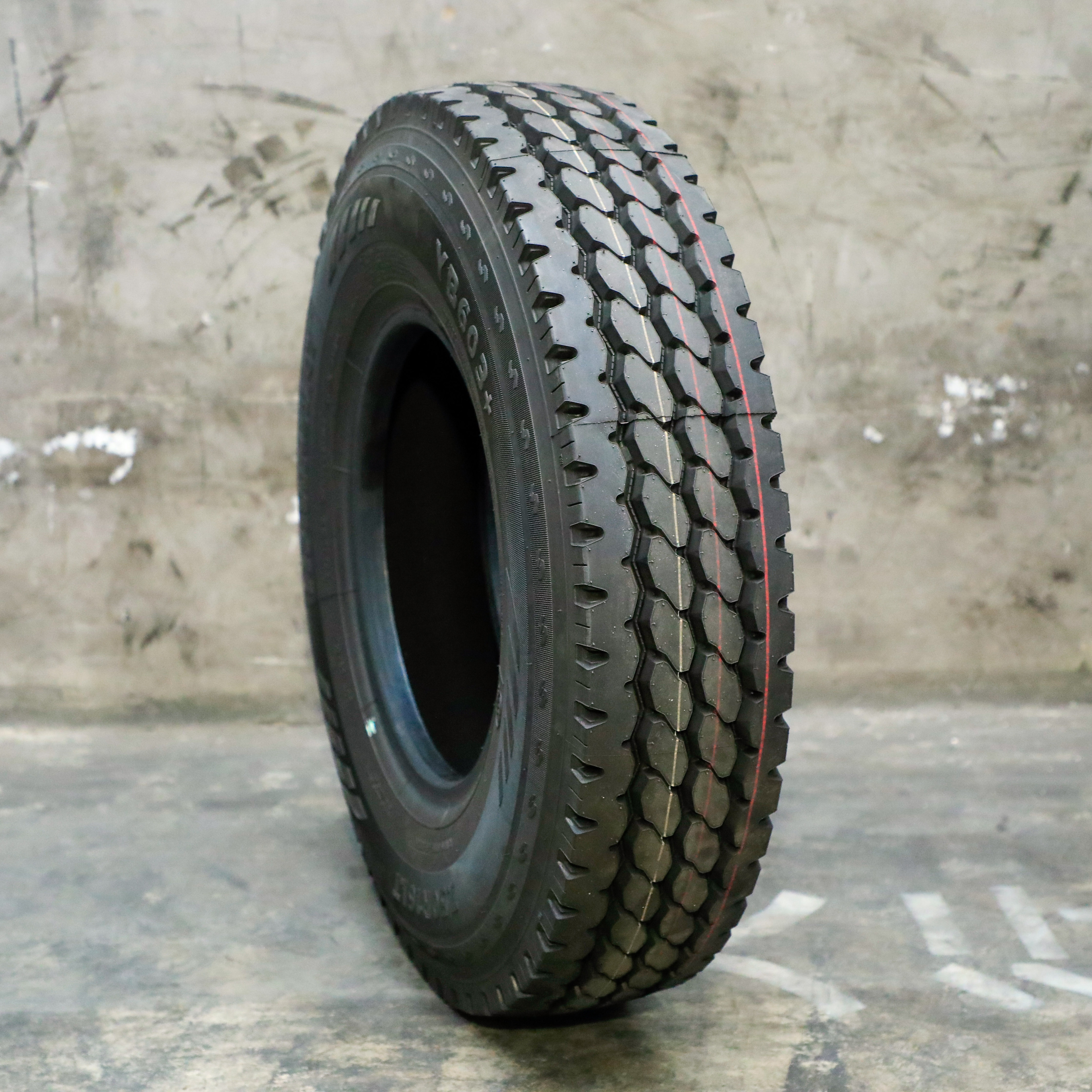 7.50R16  Radial Tires All position drive pattern  Truck tyre Inner Tube HAWKWAY/YINGBA