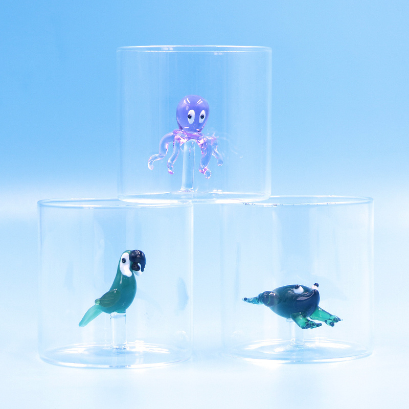 Customized High Quality Handblown Borosilicate Glass Animal Figurine Water Cups Manufacturers