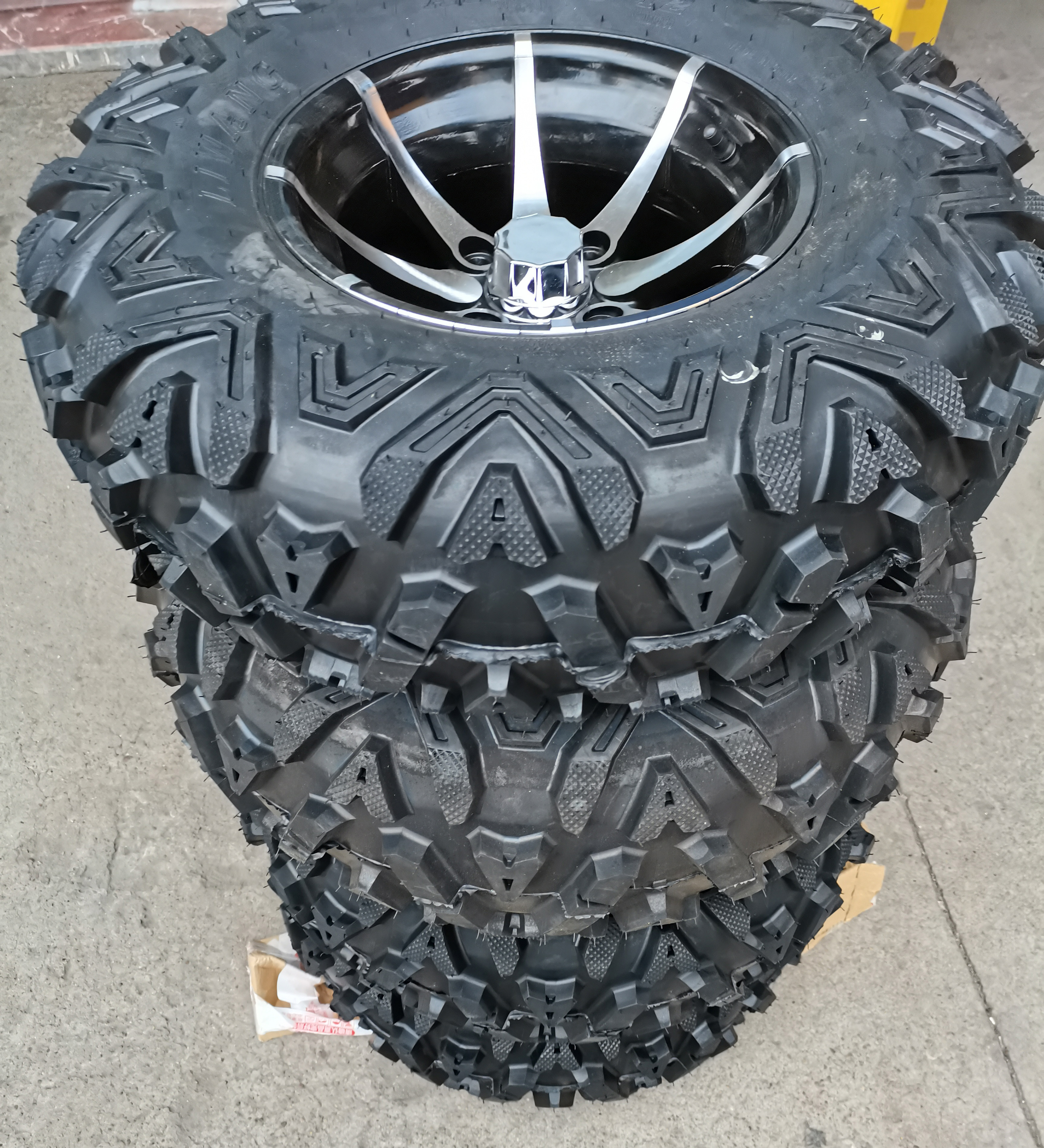 25*8-12 /25*10-12 12inch ATV/UTV Off-road Wheels/Tires With Aluminium Rims