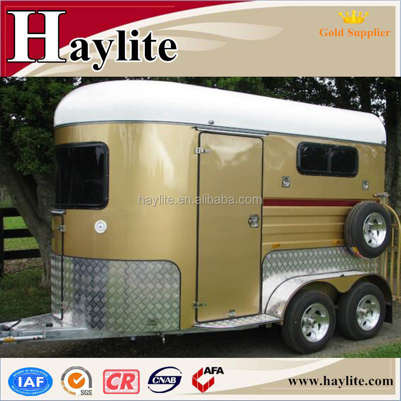 Economic horse box trailer with ramp