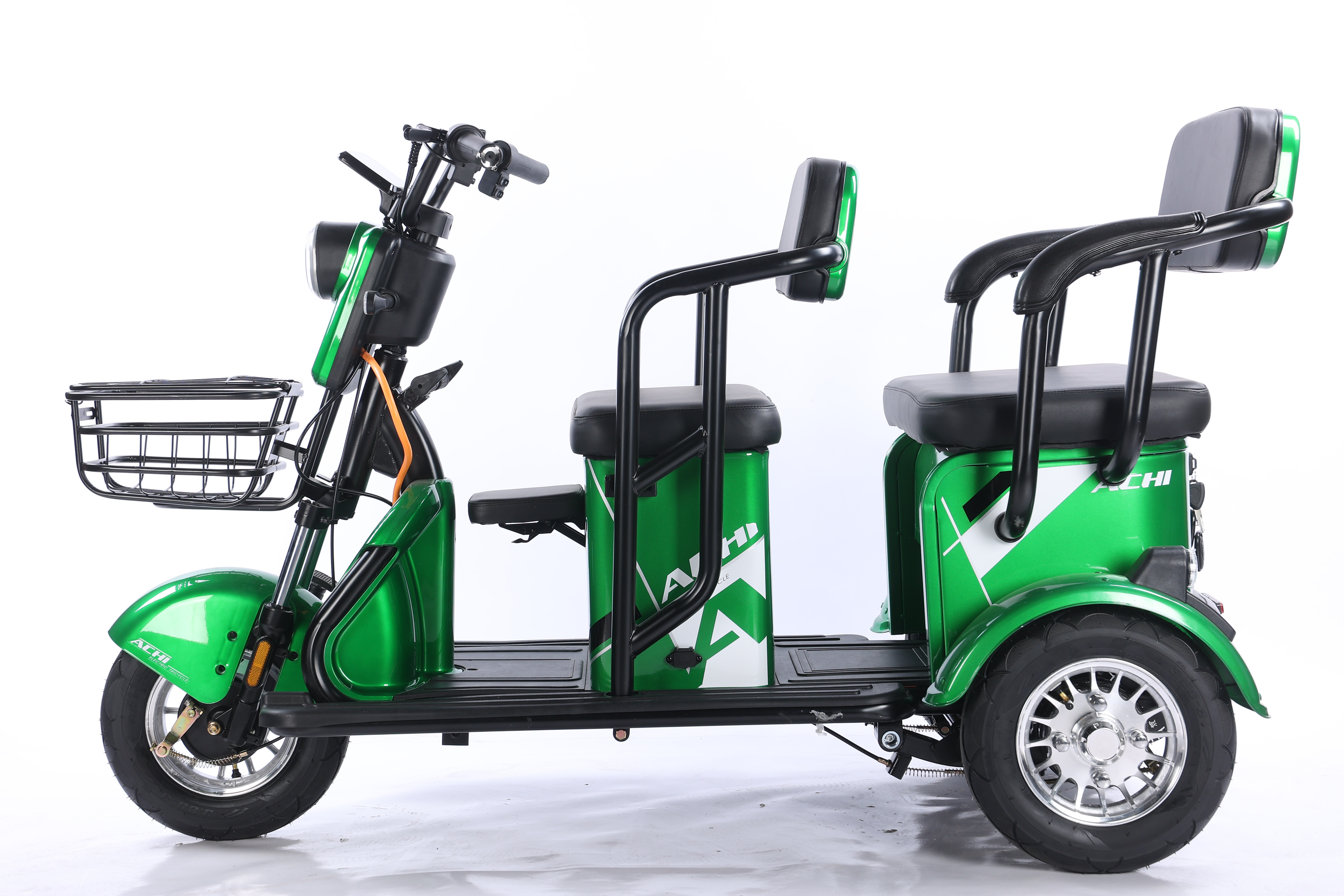 700W Electric Cargo Tricycle For Adult OEM ODM Tricycle With Custom Logo