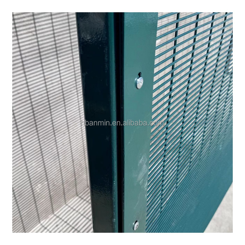 Hot sale unclimbable mesh fence panels anti climb fence hot-dipped galvanized 358 security fence