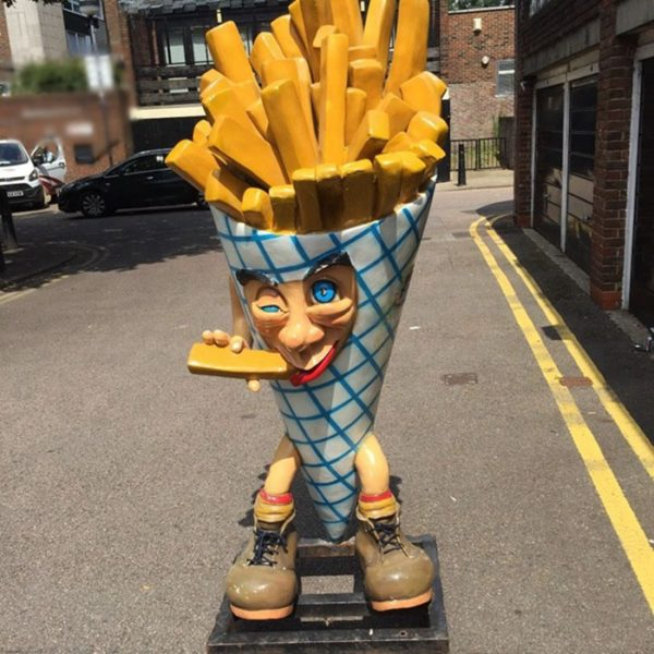 Custom Fast Food Restaurant Decoration Statue Fiberglass French Fry Figure Hamburger Figure Hot Dog Man Statue