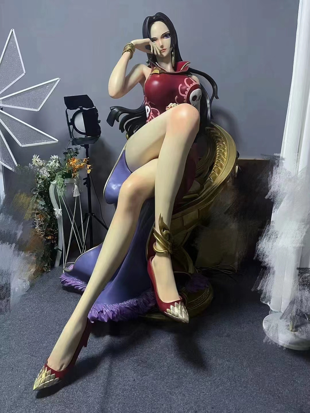 Customized Life Size Anime One Piece GK Boa Hancock Statue Portrait Resin Figure Statue Model For Home Decor