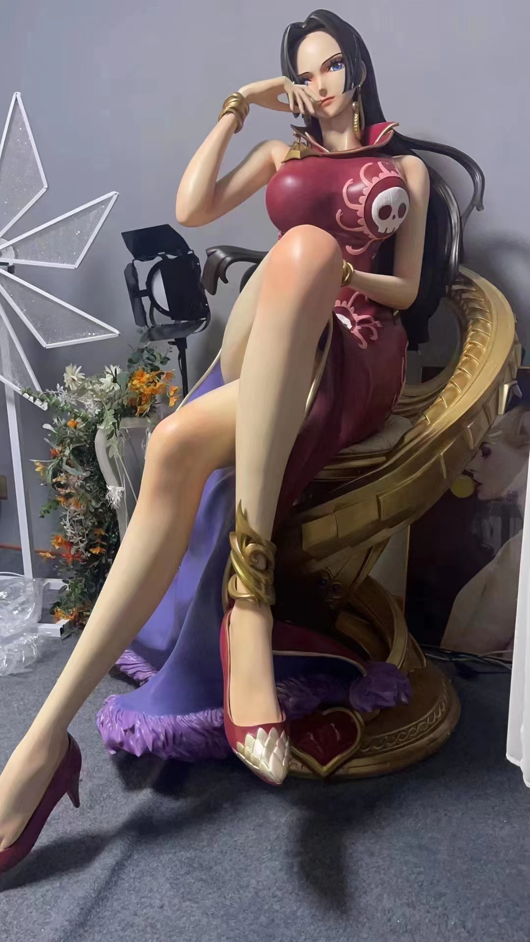 Customized Life Size Anime One Piece GK Boa Hancock Statue Portrait Resin Figure Statue Model For Home Decor