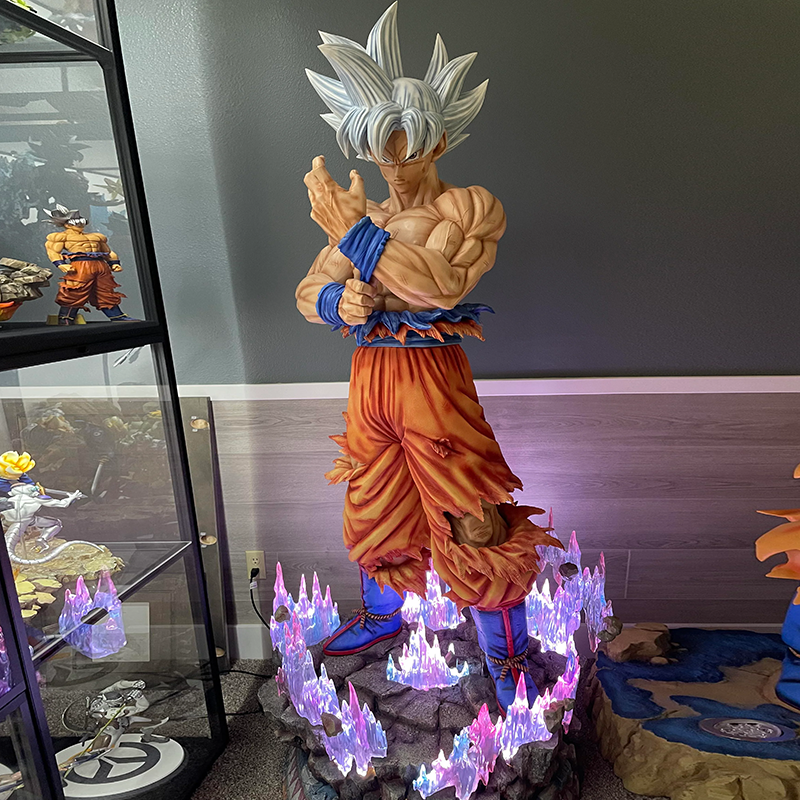 Popular Japan Anime Dragon Ball Character Resin Son Goku Sculpture Ultra Instinct Goku Statue For Collection