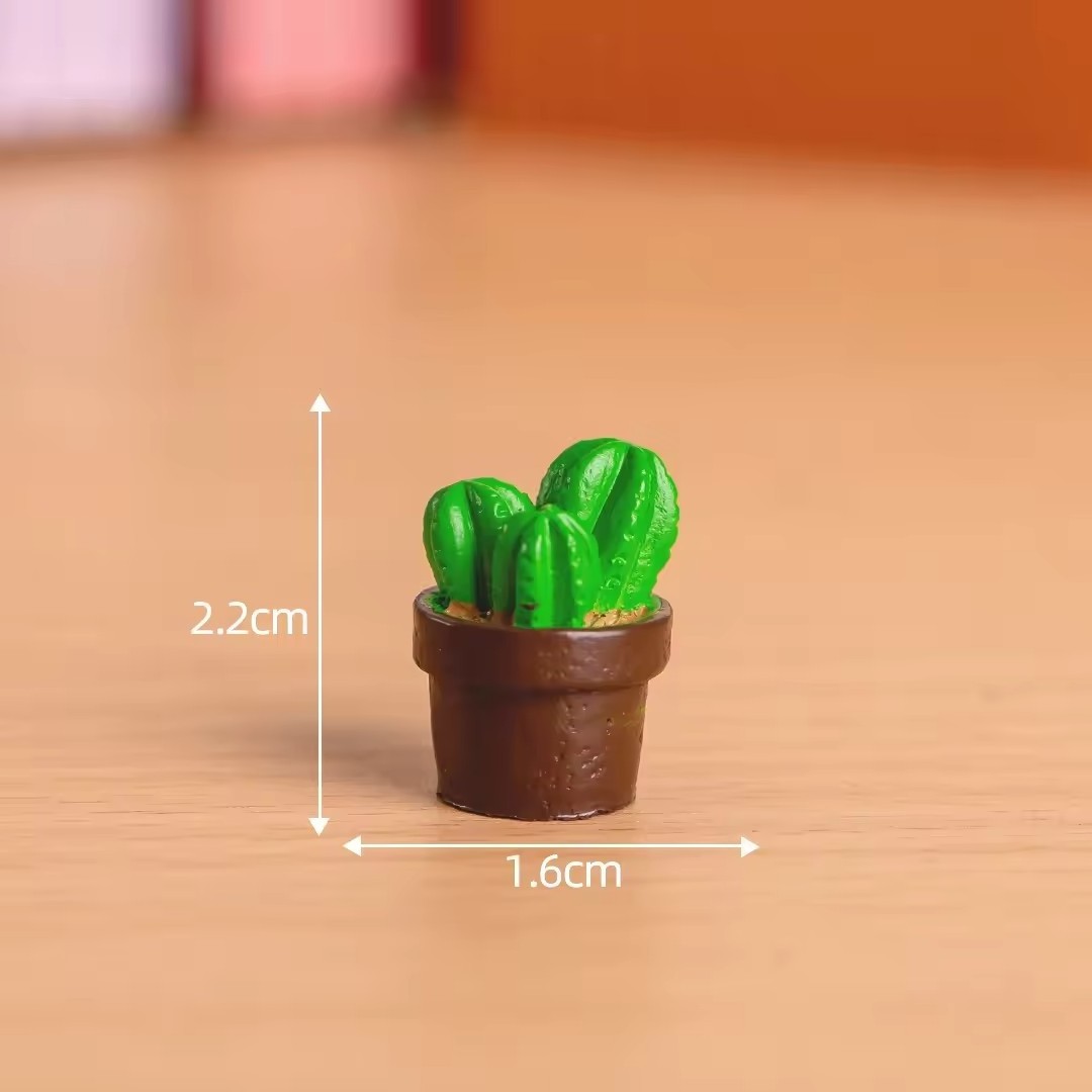 Hot Sale 3D Miniature Cactus Pot Design Resin Craft Ornaments for Home Decoration or Car Accessories for Desks