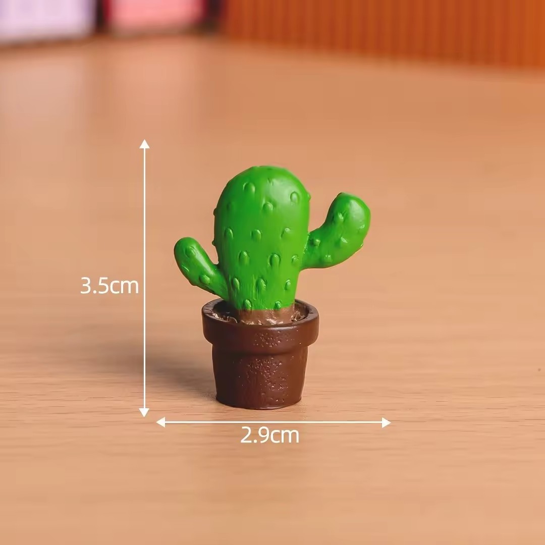 Hot Sale 3D Miniature Cactus Pot Design Resin Craft Ornaments for Home Decoration or Car Accessories for Desks