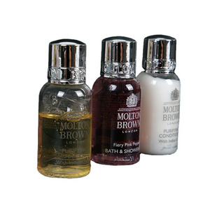 Hotel toiletries set to stay fragrant shampoo body wash travel set portable set of small samples