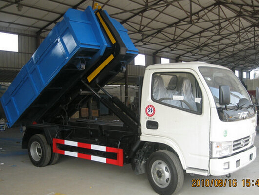 hot sale 5 ton hook lifting garbage truck with hook