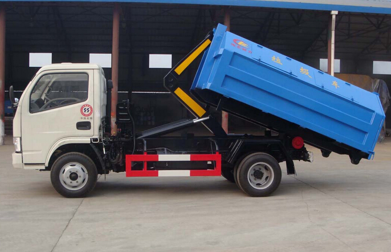 hot sale 5 ton hook lifting garbage truck with hook