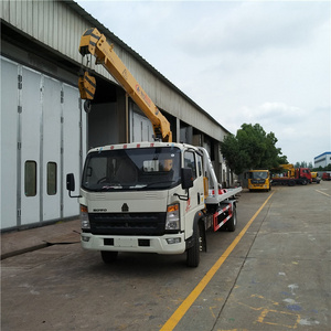 7 tons Sinotruck with crane flat bed tow trucks