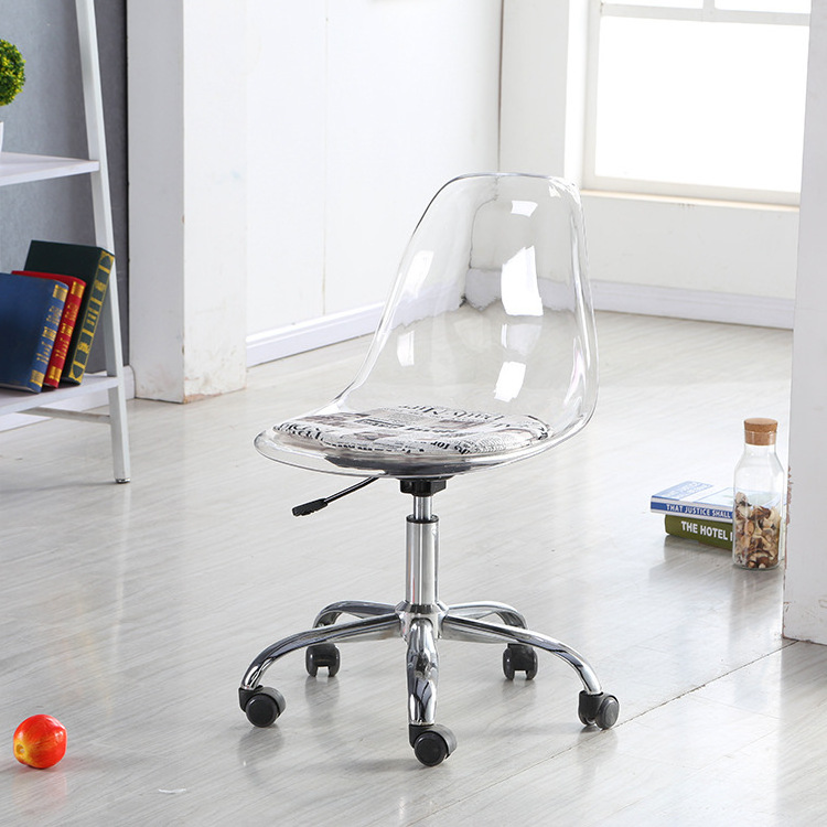 Factory wholesale designer plastic dining chair with wood legs black plastic chairs sell