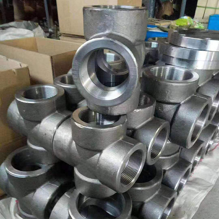 Butt Welding Pipe Fittings Carbon Steel Sch40 Equal Tee for Oil Gas Pipelines