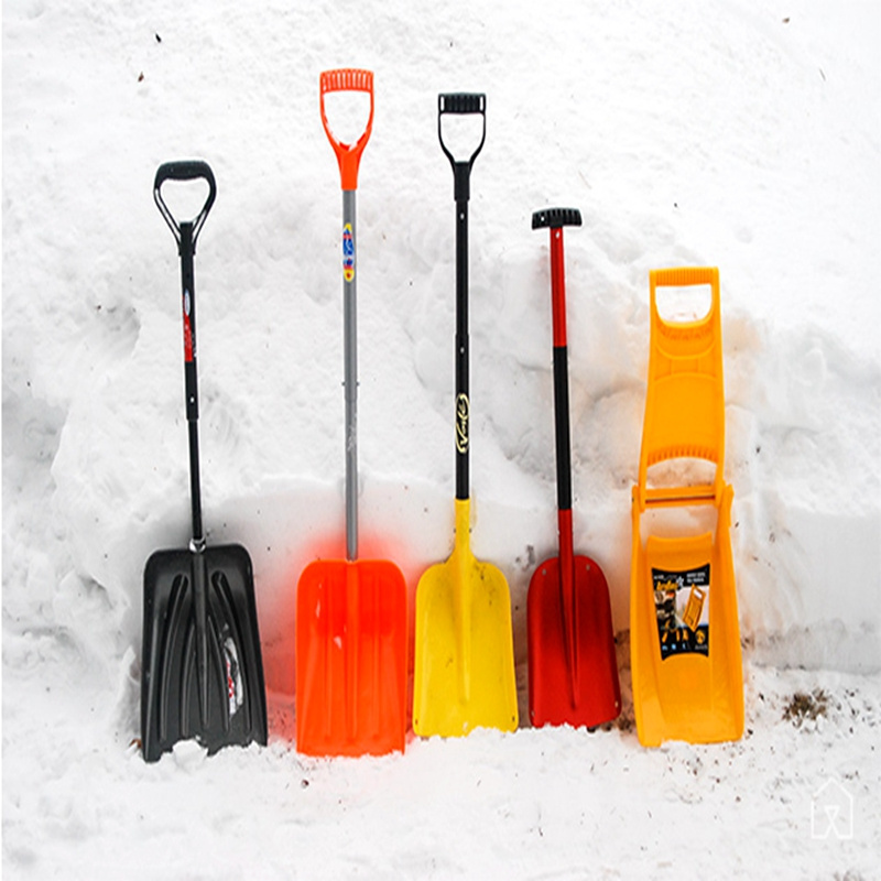 Wholesale convenient aluminum snow shovel with wheel Integral Forging heated snow shovel