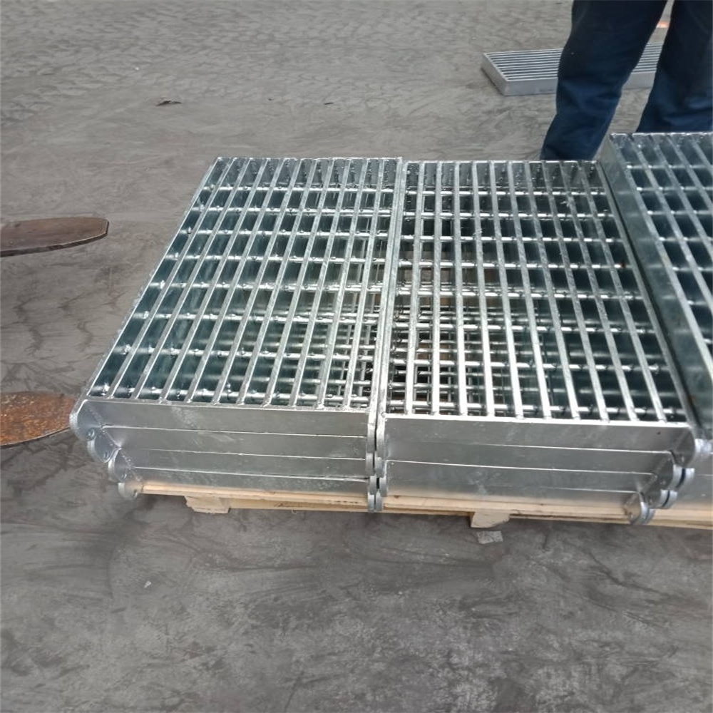 Singapore Galvanized Heavy Duty Vehicular Steel Grating  for Driveway Drain Cover