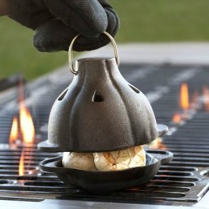 Large Cast Iron Garlic Roaster with garlic mesher set