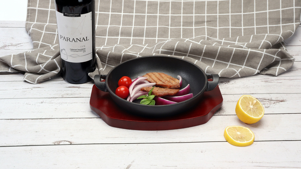 Wholesale Cast Iron Mini Skillets Black vegetable oil finished camping tableware  Cast Iron fry pan  for Kitchen cookware