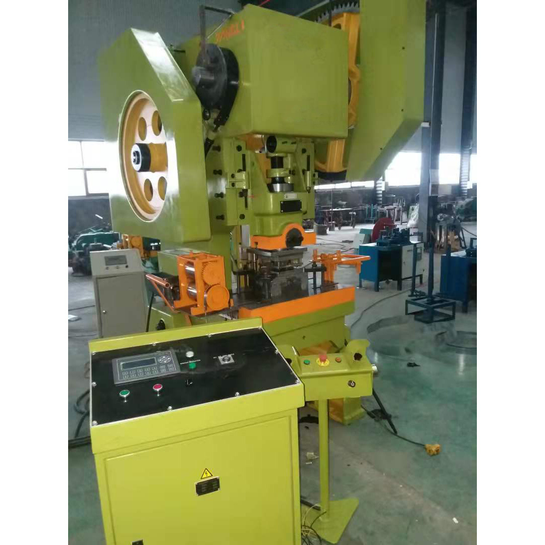 2021 Factory price razor blade barbed wire machine made in China for sale