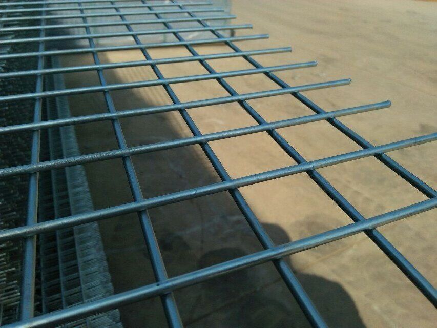 Feedlot Panel, Cattle fence panel, 16 ft. L x 50 in. H from hot dipped galvanized welded wire mesh