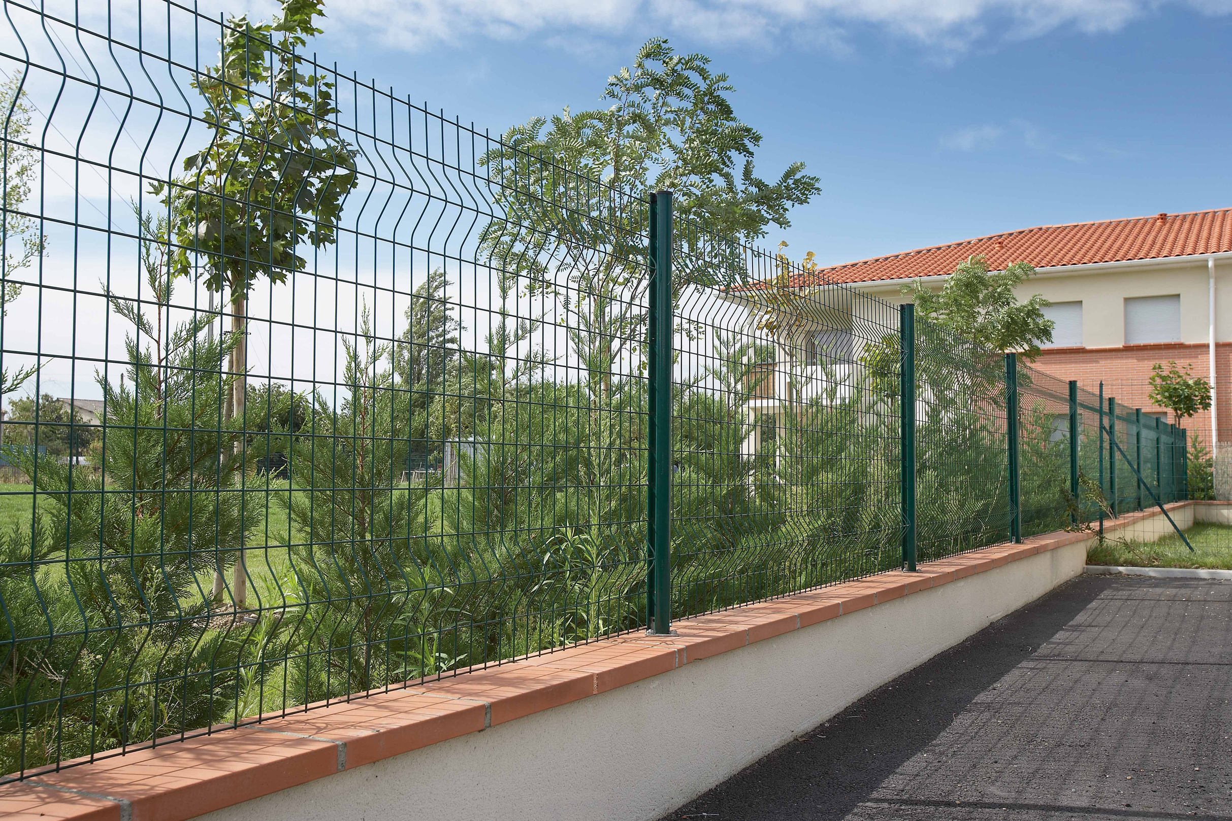 France hot sale Green Wire  Fence RAL6005 cloture en panneaux Grillage rigides classique